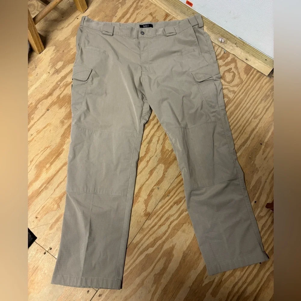 5.11 Tactical Men's Khaki Cargo Pants 44X34 Gorpcore *FLAW